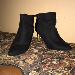 Express Black suede/leather ankle boots